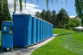 Best Portable Restroom Maintenance and Cleaning  in Mmerce City, CO